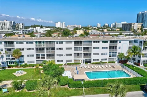 3221 NE 8th Street Pompano Beach FL 33062