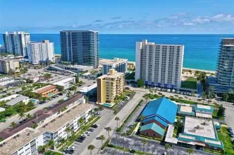 3221 NE 8th Street Pompano Beach FL 33062