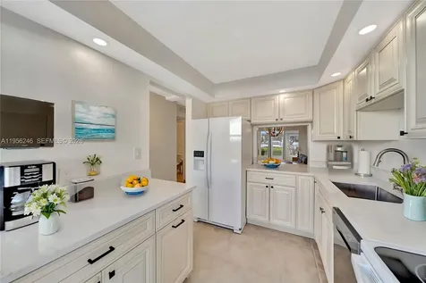 3221 NE 8th Street Pompano Beach FL 33062