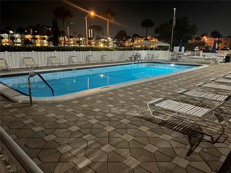 3221 NE 8th Street Pompano Beach FL 33062