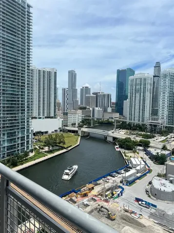 690 SW 1st Court Miami FL 33130