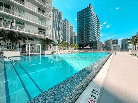 690 SW 1st Court Miami FL 33130