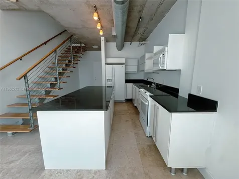 690 SW 1st Court Miami FL 33130