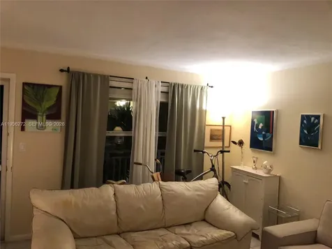 255 Sunrise Drive Key Biscayne FL 33149