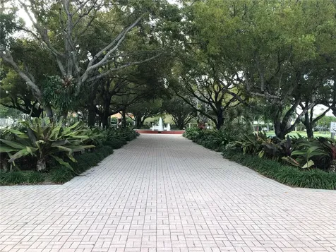 255 Sunrise Drive Key Biscayne FL 33149