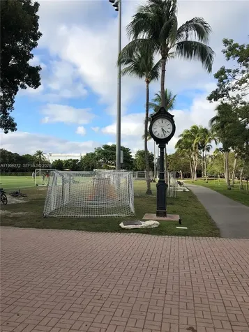 255 Sunrise Drive Key Biscayne FL 33149