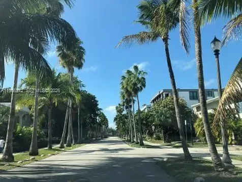 255 Sunrise Drive Key Biscayne FL 33149