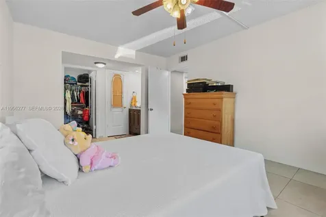 13810 SW 112th Street Miami FL 33186