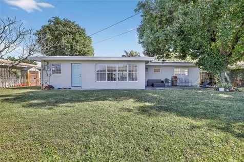 4441 NE 17th Avenue Oakland Park FL 33334