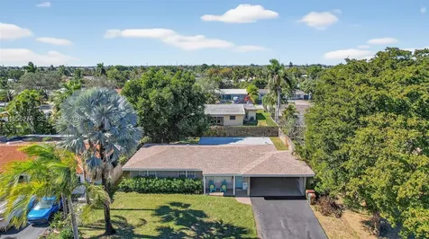 4441 NE 17th Avenue Oakland Park FL 33334