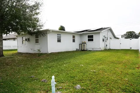 821 Barber Street Sebastian FL 32958
