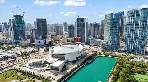 398 NE 5th Street Miami FL 33132