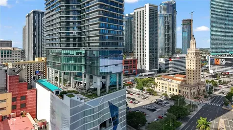 398 NE 5th Street Miami FL 33132