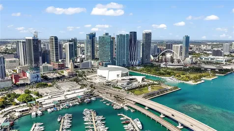 398 NE 5th Street Miami FL 33132