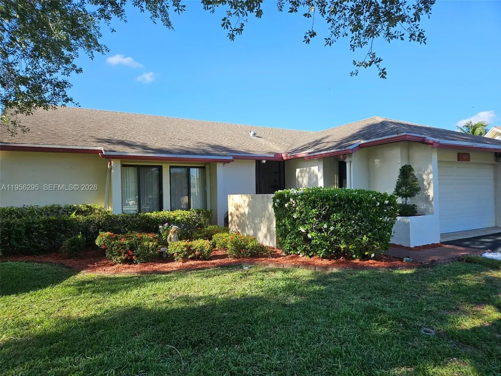 10301 Greenbriar Court Boca Raton FL 33498