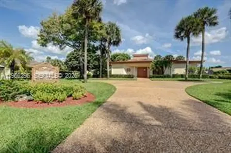 10301 Greenbriar Court Boca Raton FL 33498