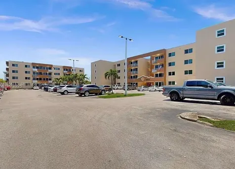 8050 NW 8th Street Miami FL 33126