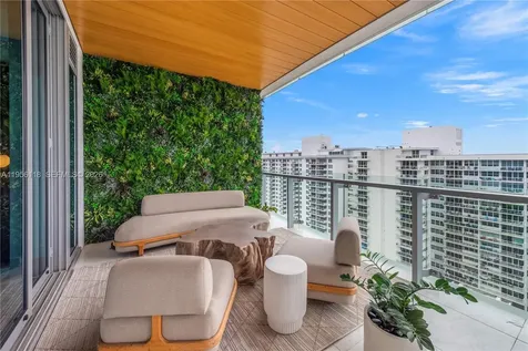 5775 Collins Avenue Miami Beach FL 33140