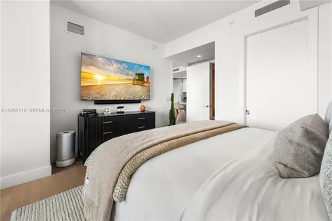 5775 Collins Avenue Miami Beach FL 33140