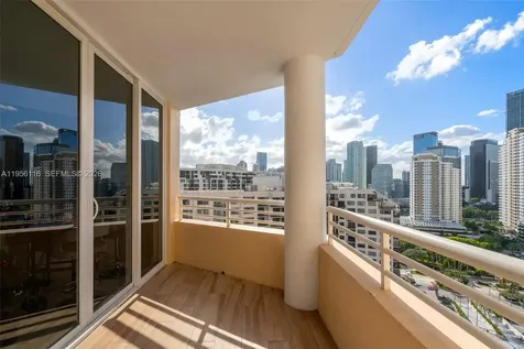 808 Brickell Key Drive Miami FL 33131