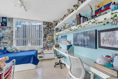 808 Brickell Key Drive Miami FL 33131