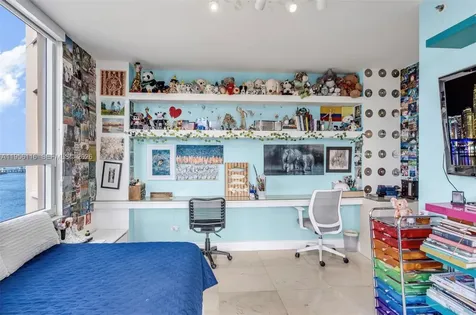808 Brickell Key Drive Miami FL 33131