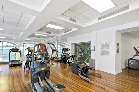 808 Brickell Key Drive Miami FL 33131