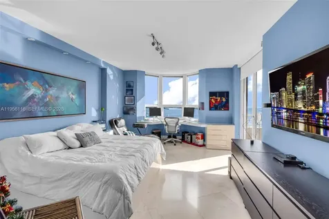 808 Brickell Key Drive Miami FL 33131