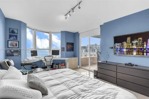 808 Brickell Key Drive Miami FL 33131