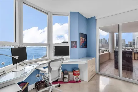 808 Brickell Key Drive Miami FL 33131