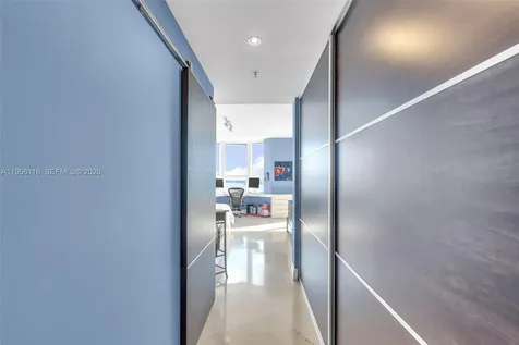 808 Brickell Key Drive Miami FL 33131