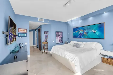 808 Brickell Key Drive Miami FL 33131