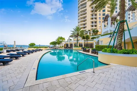 808 Brickell Key Drive Miami FL 33131
