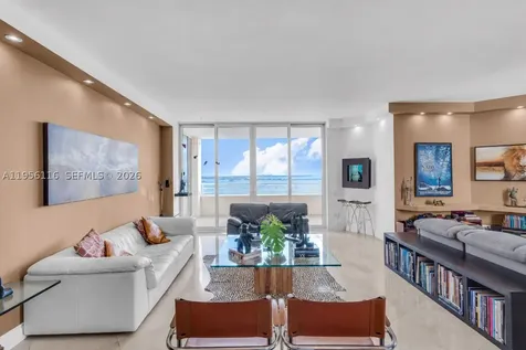 808 Brickell Key Drive Miami FL 33131