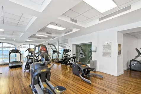 808 Brickell Key Drive Miami FL 33131