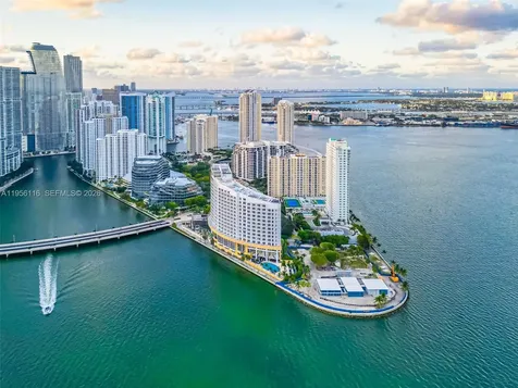 808 Brickell Key Drive Miami FL 33131