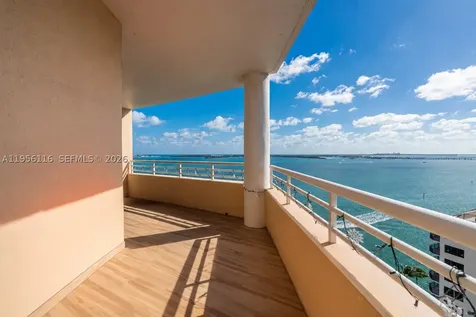 808 Brickell Key Drive Miami FL 33131