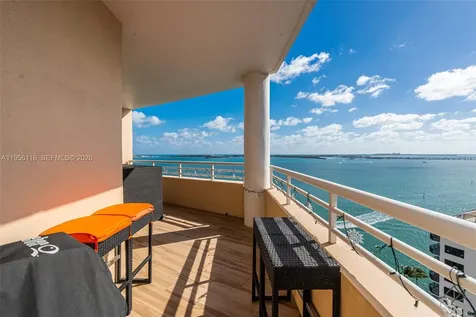 808 Brickell Key Drive Miami FL 33131