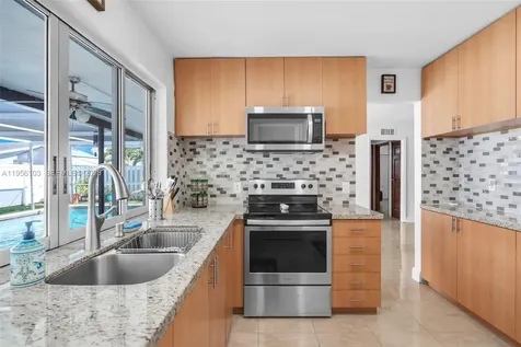 10631 NW 28th Street Sunrise FL 33322
