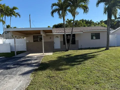 4360 NE 13th Avenue Oakland Park FL 33334