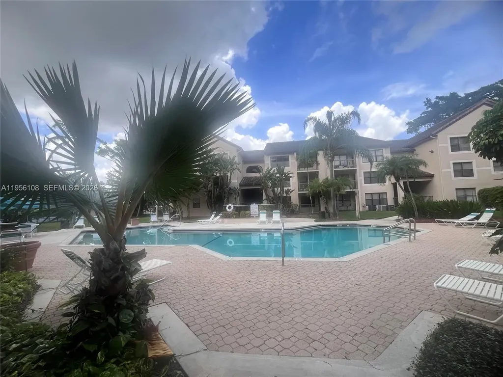 4281 W Mcnab Road Pompano Beach FL 33069
