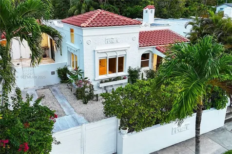 3616 SW 26th Street Miami FL 33133