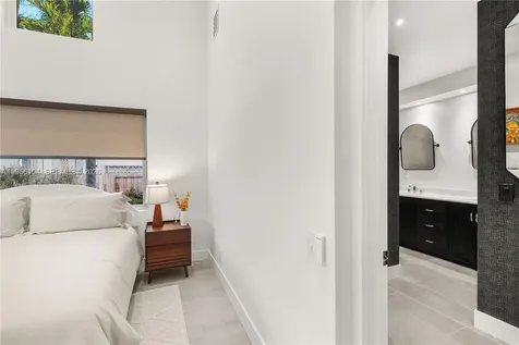 3616 SW 26th Street Miami FL 33133