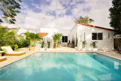 3616 SW 26th Street Miami FL 33133
