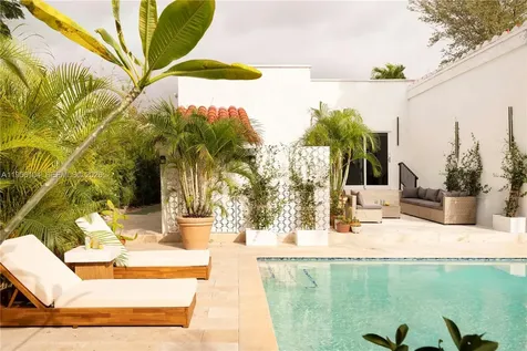 3616 SW 26th Street Miami FL 33133