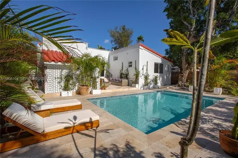 3616 SW 26th Street Miami FL 33133