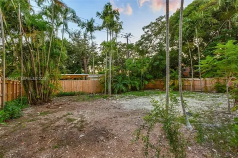 3616 SW 26th Street Miami FL 33133
