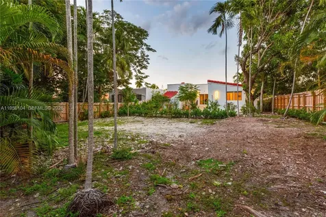 3616 SW 26th Street Miami FL 33133
