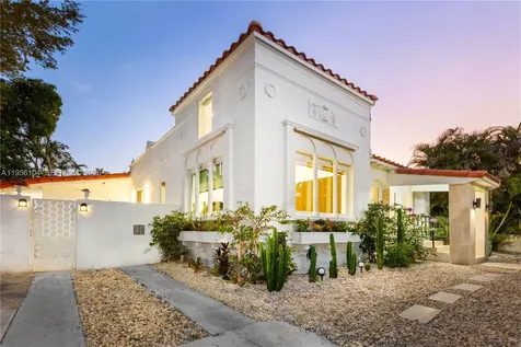 3616 SW 26th Street Miami FL 33133