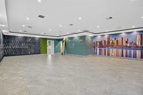 45 NW 22 Avenue Miami FL 33125